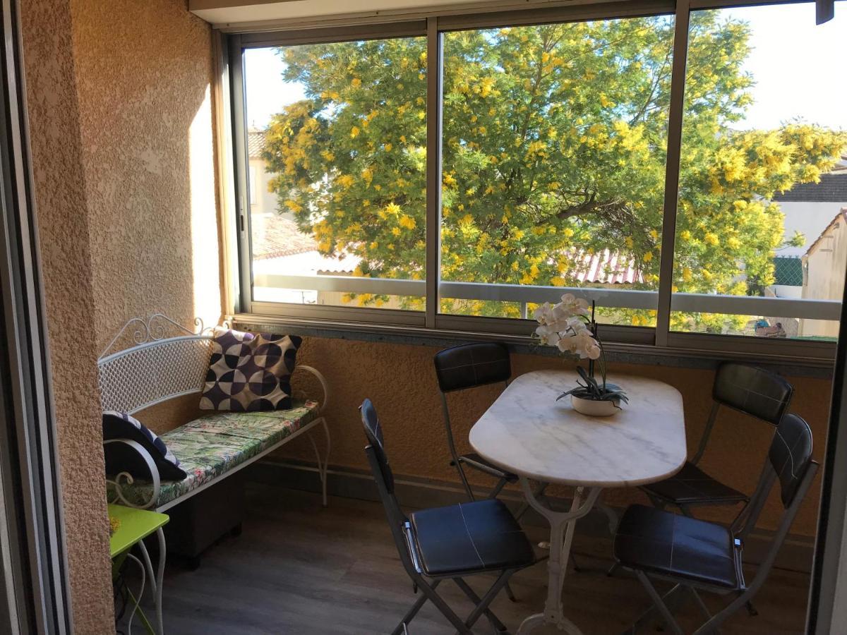 Appartement Port Frejus Avec Loggia Et Acces Plages A Pieds Exterior photo